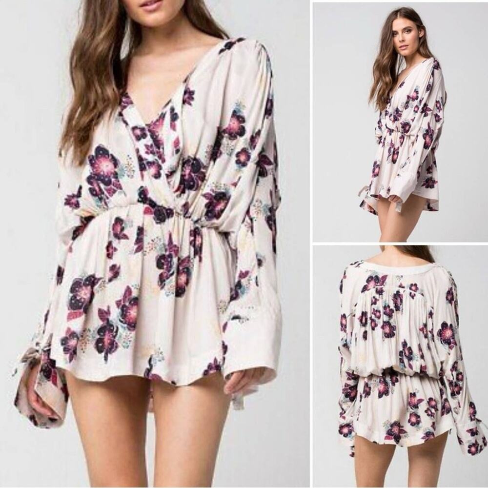 Free People Tuscan Dreams Tunic Floral Wrap V Neck Cream Pink Purple M